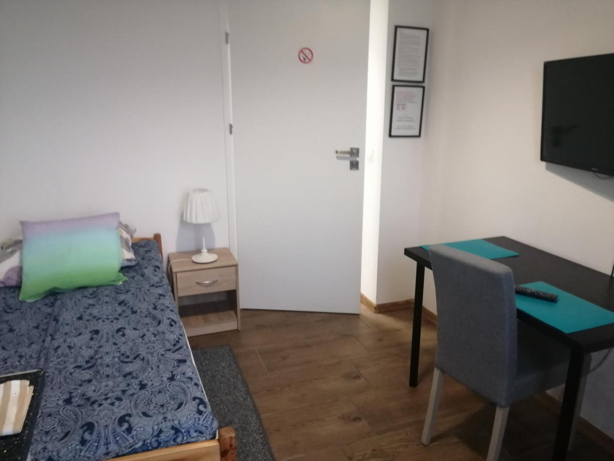 Pokoje - Studio Gliwice I Przy Onkologii Ruang foto